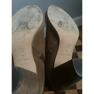 Cole Haan Hayes Brown Booties sz‎ 7 Buckle Heeled Suede Work Going Out Round Toe thumbnail 8