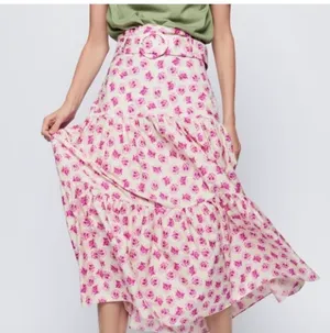 🌸 ZARA Floral Print Belted Tiered Midi Skirt | Size S 🎀 thumbnail 2