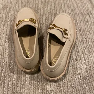 Zara chunky flats thumbnail 2