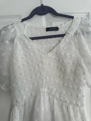 White Bridal Wedding event Smocked Bodice Women’s Mini Dress nwot size small thumbnail 4