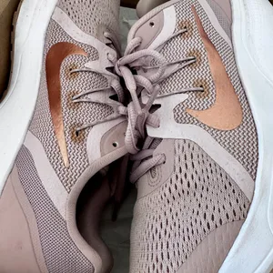 Nike Women's Zoom Span 3 Sneakers in Stone Mauve thumbnail 7