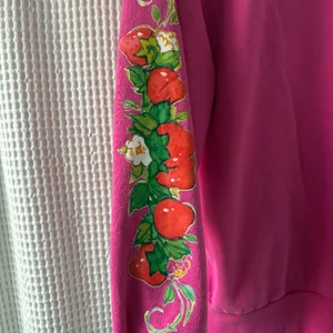 Strawberry Shortcake and Friends pink oversize crewneck fleece lined sweatshirt thumbnail 2