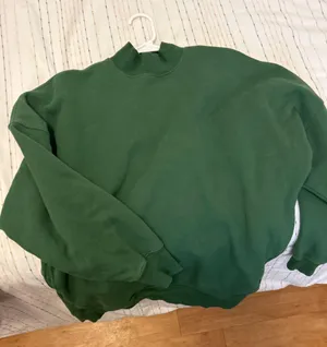 Green Aritzia Turtleneck sweatshirt thumbnail 1