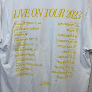 Kelsea Ballerina shirt‎ womens white shirt sleeve country music hip hop Size M thumbnail 4