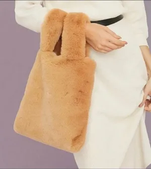 Nwt unhide faux leather tote/bag‎ thumbnail 1