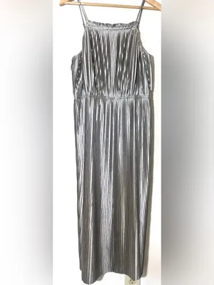 Banana Republic Metallic Silver Pleated Midi Dressy Womens Sz 10 thumbnail 3