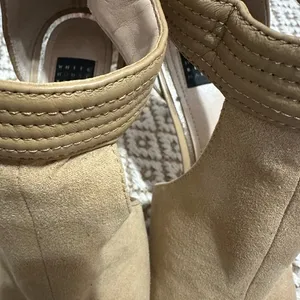 White House Black Market Tan Peep-Toe Heels thumbnail 8