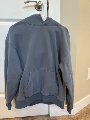 Amazon Sweatshirt thumbnail 2