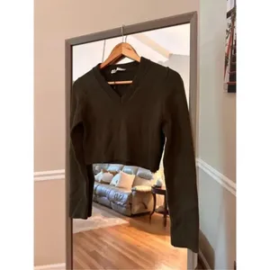 Zara Green Cropped Sweater Size Small thumbnail 2