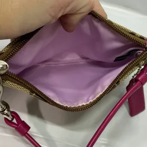 Coach Berry Wristlet Wallet Purse Monogram thumbnail 5