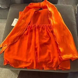 Women’s Orange Short Chiffon Formal Dress Strapless Zip Back Size XXXL NWT thumbnail 2