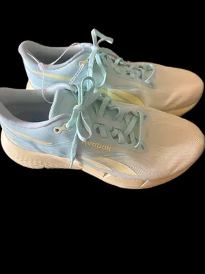 NWOT Ladies Reeboks thumbnail 10