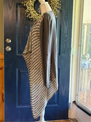 BKE Draped Open-Front Cardigan in Gray with Multicolor Accents thumbnail 3
