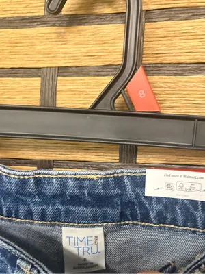 Time and tru high rise denim barrel leg Bermuda shorts size 8 thumbnail 5