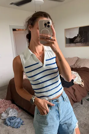 Old Navy Navy Top thumbnail 1