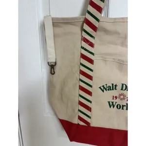NWT Walt Disney World Christmas Holiday Canvas Tote Bag Red Green thumbnail 5
