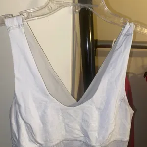 Lululemon hustle & bustle tank top clinch waist size 4 thumbnail 3