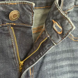 Maurices m jeans Womens 16 Short Mid Rise Dark Wash‎ Stretch Denim Blue Jeans thumbnail 6