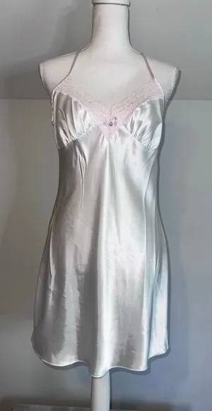 Women's Linea Donatella White & Pink Satin Robe & Chemise Set S thumbnail 1