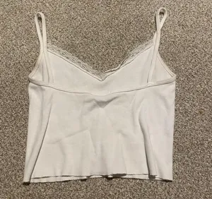 Brandy Melville White Top thumbnail 2