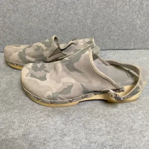 Earth Camo Leather Wood Clogs Women 11 Gray Studded Slingback Comfort Shoes EUC‎ thumbnail 2