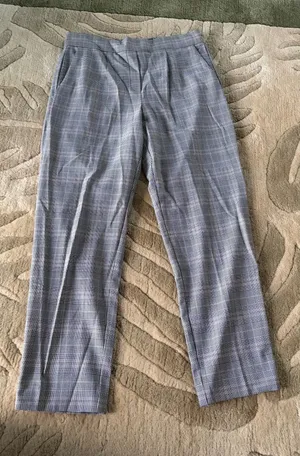 Aritzia Babaton Women’s Conan Grey Plaid Cropped Work Pants Size 6 thumbnail 1