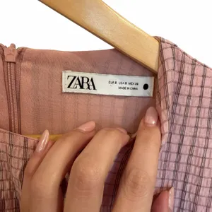 Zara Gathered Waist Puff Sleeve Pink Plaid Midi Dress S Style 4786/056 thumbnail 8
