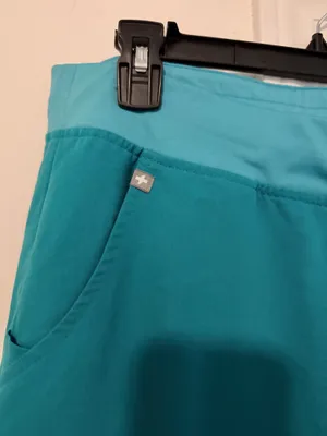 FIGS Scrub Pants thumbnail 2