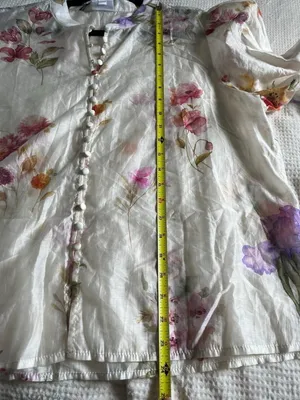 NWT WOMENS BAILEY 44 LIGHT SILKY FLORAL LAYOCELL BUTTONS Size XL thumbnail 8