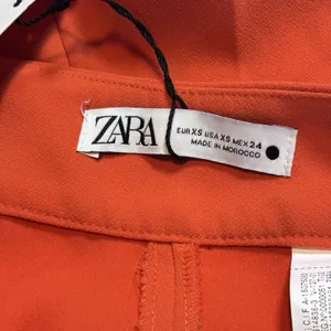 ZARA Orange Wide Leg Pants XS High Rise Flowy Polyester Casual Chic Women Capsul thumbnail 3