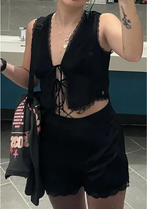 American Threads Two-Piece Set thumbnail 2
