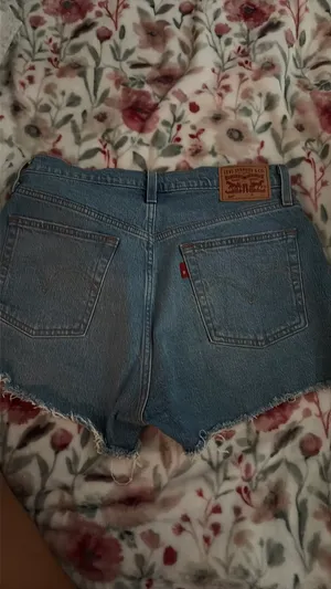 Levi's Jean shorts thumbnail 4