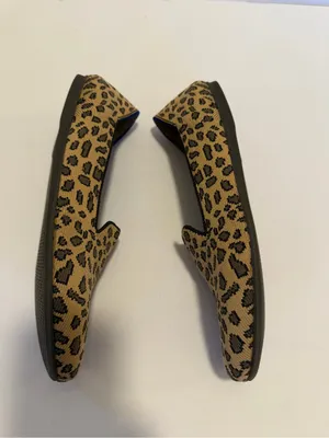 Rothys Spotted Leopard Print Loafers Slip On Round Toe Animal size 9.5 thumbnail 4