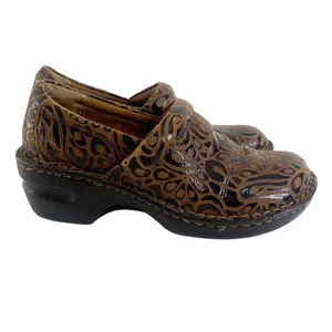 Born BOC Peggy Clogs Women Size 6.5 M Brown‎ Tooled Leather Suede Embossed Shoes thumbnail 3