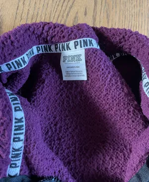 PINK Victoria’s Secret Sherpa Pullover thumbnail 2