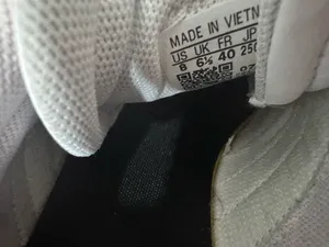 Pink Adidas Sneakers thumbnail 5