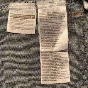 Levi’s Dark Rinse Denim Jean Jacket Size Small thumbnail 7