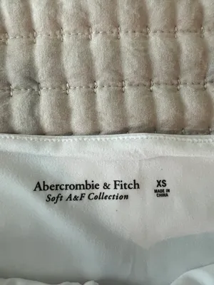 Abercrombie Crop Top thumbnail 2