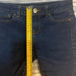 Wonder Nation Jean Shorts Size 8. Waist 26 inches thumbnail 3