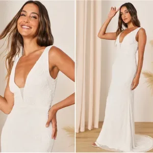 LULUS Bridal Wedding Elegant Sophisticated Floral Beaded Mermaid Gown thumbnail 3