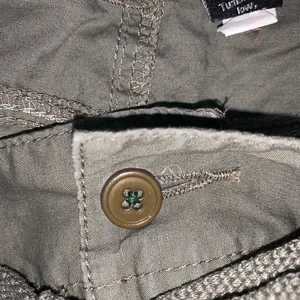 Apt.9 Cargo Capris With Studded Belt Women's Size 4 olive Green thumbnail 5