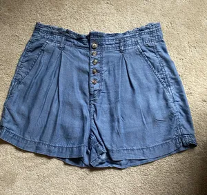 High Waisted Button Up Shorts thumbnail 1