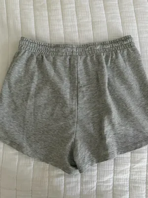H&M Shorts thumbnail 4
