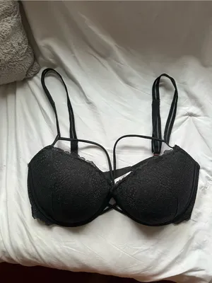 Victoria’s Secret PINK Strappy bra size 36DD thumbnail 3