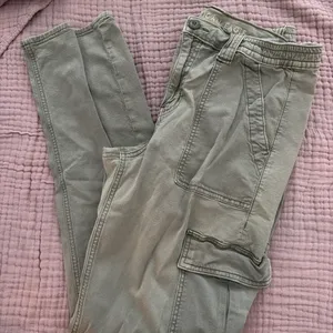 American Eagle Cargo Pants thumbnail 1