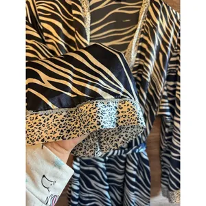 Jones New York size L/XL Robe Nightgown Sleepwear Black White Zebra Animal Print thumbnail 2