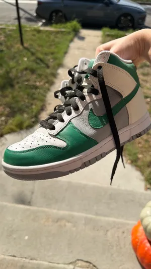Nike Dunk Women’s High thumbnail 4