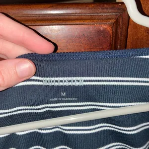 Hollister square neck long sleeve top! thumbnail 3