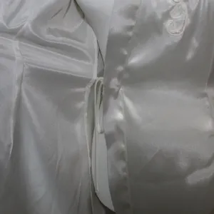 PINK - Victoria's Secret Vintage Y2k White Silky Embroidered Robe - Size Small thumbnail 13