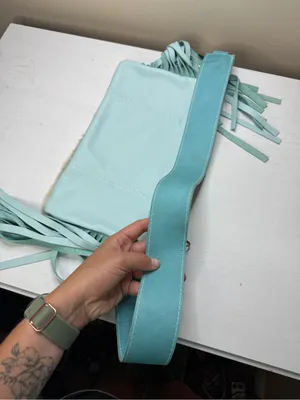TTT Leathergoods Longhorn Lakota Cowhide Fringe Shoulder Bag Sky Blue thumbnail 7